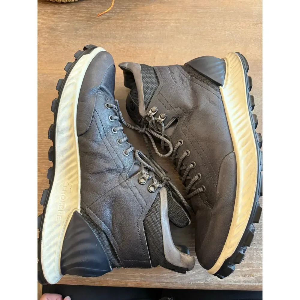 Ecco excellent preowned